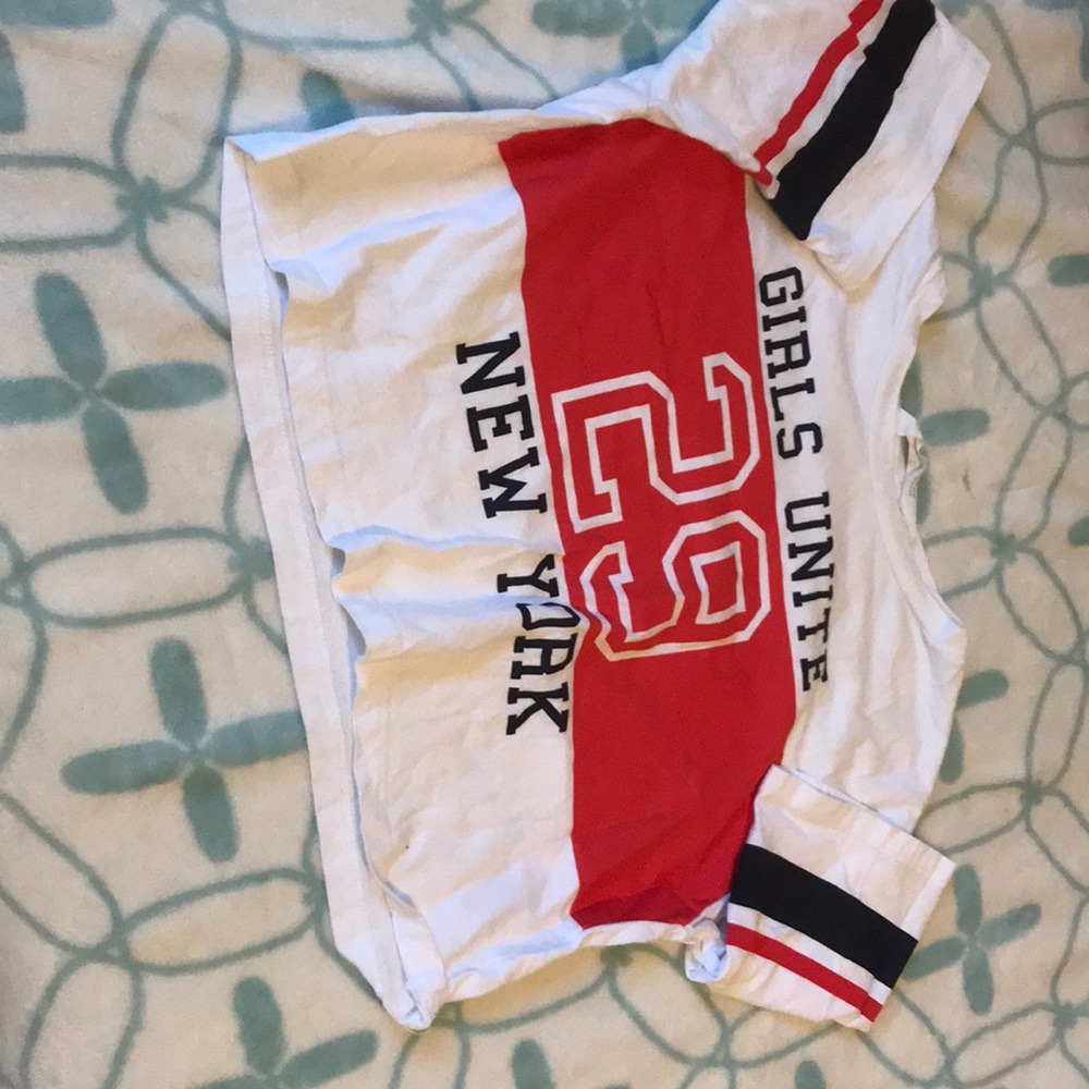 Crop top